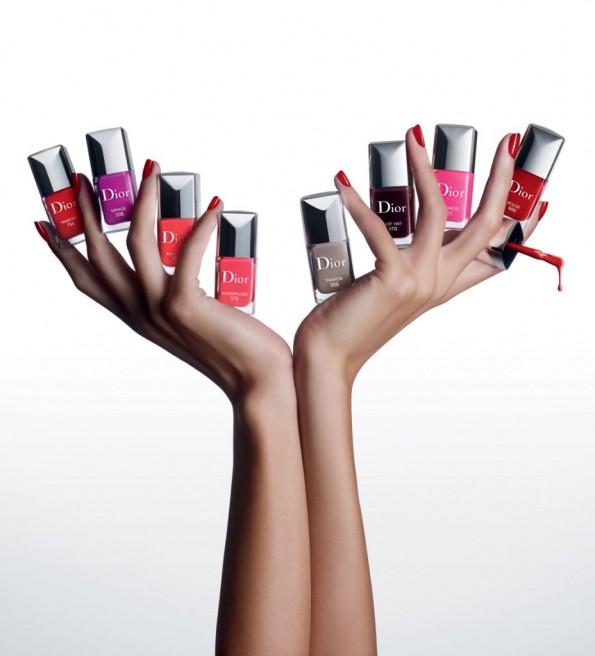 Dior-Vernis-Couture-Effet-Gel-2-928x1024