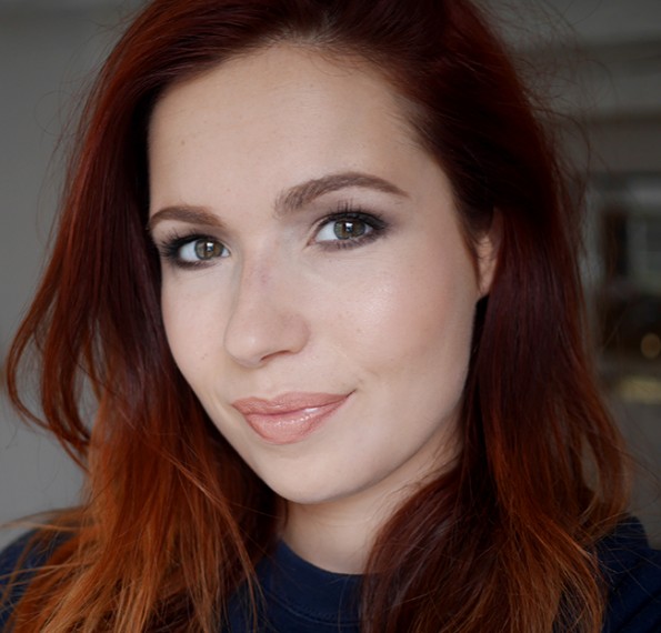 Bobbi Brown Brightening Brick