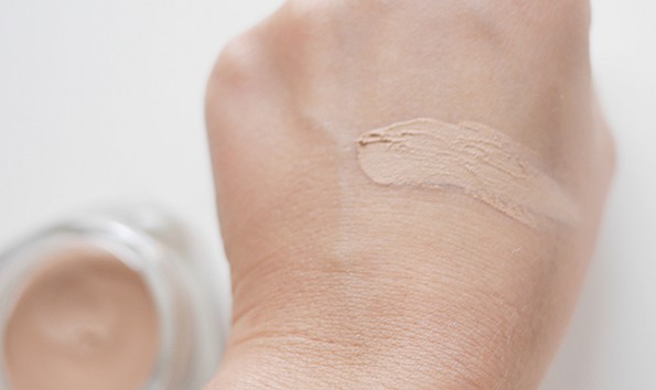 Catrice 12h Matte Mousse Makeup
