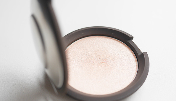 Becca Champagne Pop Shimmering Skin Perfector