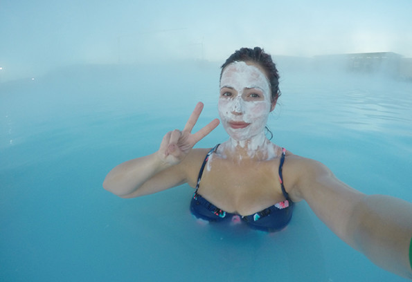 Blue Lagoon Silica Mud Mask.