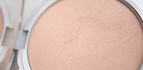 TheBalm Cindy-Lou Manizer en Mary-Lou Manizer