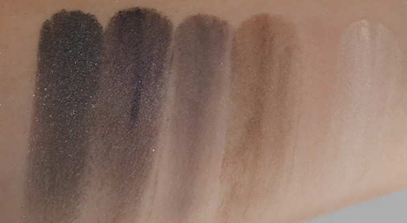 Makeup Revolution Redemption palette Iconic Smokey