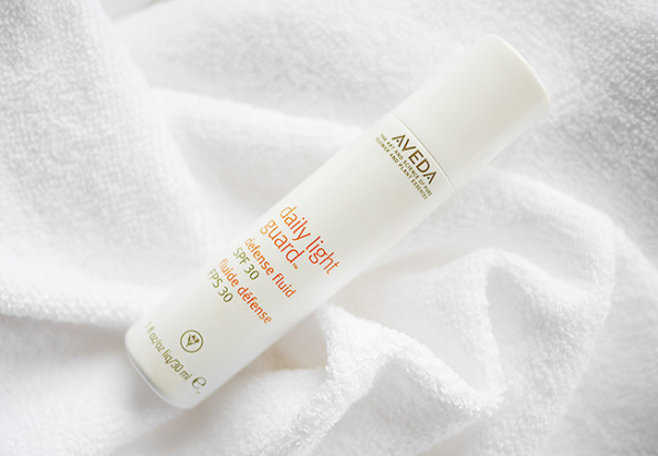 Aveda Daily Light Guard Defense Fluid SPF30