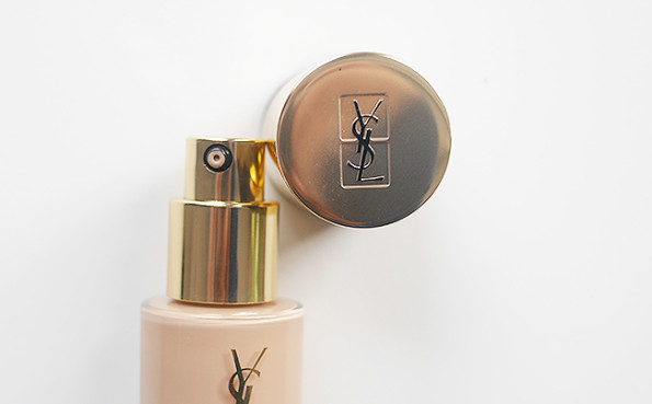 Yves Saint Laurent Touche Éclat Le Teint