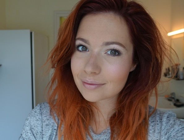 Uncover Foundation & Poeder 