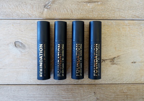 Uncover Foundation & Poeder 