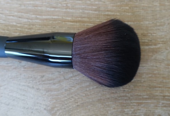 Uncover Foundation & Poeder 